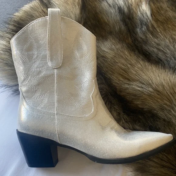 Kirliner Silver Cowboy Noot Metallic 39 - Picture 3 of 3